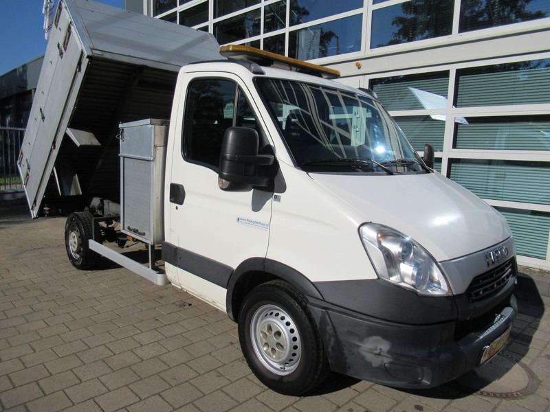 Iveco Daily 35S17 3.0 HPI Diesel EEV Kipper - כלי רכב מסחרי מזהיר: תמונה 2 Iveco Daily 35S17 3.0 HPI Diesel EEV Kipper - כלי רכב מסחרי מזהיר: תמונה 2