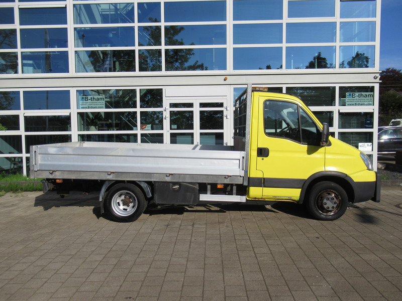 Iveco Daily 50C17 3.0D 125KW EEV 345 PickUp NIDO DIN - כלי רכב מסחרי במיטה שטוחה: תמונה 2 Iveco Daily 50C17 3.0D 125KW EEV 345 PickUp NIDO DIN - כלי רכב מסחרי במיטה שטוחה: תמונה 2