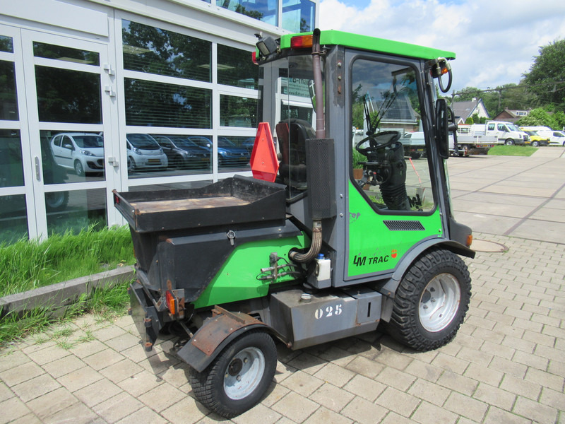LM TRAC 286 4WD 4x4 AIRCO Werktuigdrager - מטאטא כבישים: תמונה 2 LM TRAC 286 4WD 4x4 AIRCO Werktuigdrager - מטאטא כבישים: תמונה 2