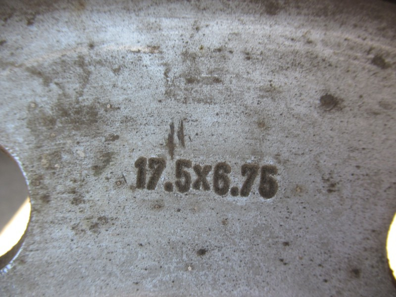 MEFRO 4 x Velg 17.5x6.75 + band Veldhuizen - חבילת גלגלים וצמיגים עבור משאית: תמונה 5 MEFRO 4 x Velg 17.5x6.75 + band Veldhuizen - חבילת גלגלים וצמיגים עבור משאית: תמונה 5