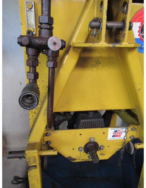 NIDO 3-PT Hef Oliepomp - Hydro unit t.b.v. aftakas - מחרשת שלג עבור מכונה חקלאית: תמונה 2 NIDO 3-PT Hef Oliepomp - Hydro unit t.b.v. aftakas - מחרשת שלג עבור מכונה חקלאית: תמונה 2