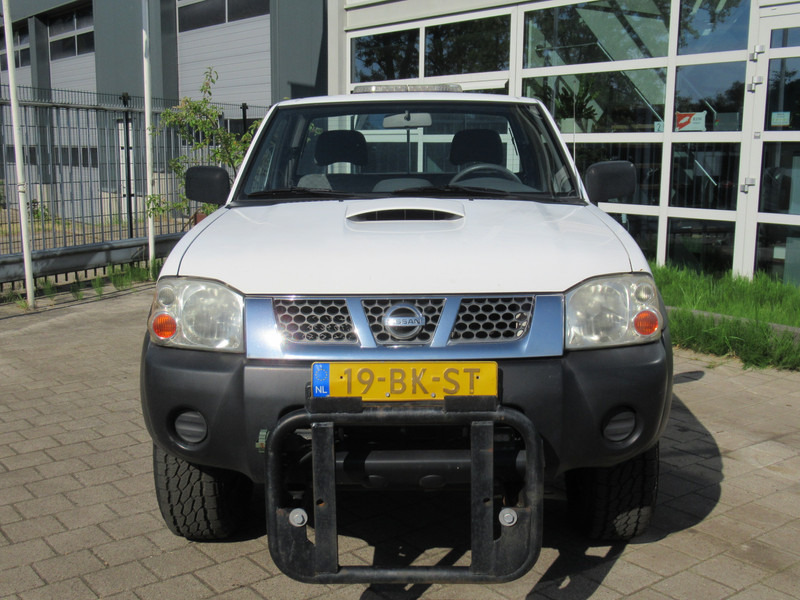 Nissan Navara 2.5 DTi King Cab 4-L.Lux. 1,5CAB PICK-UP - כלי רכב מסחרי: תמונה 5 Nissan Navara 2.5 DTi King Cab 4-L.Lux. 1,5CAB PICK-UP - כלי רכב מסחרי: תמונה 5