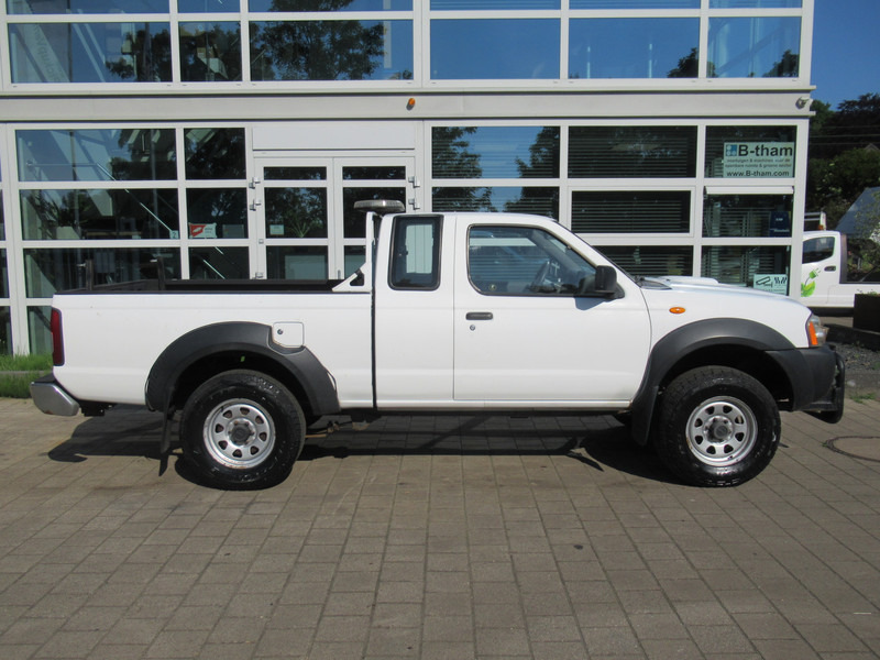Nissan Navara 2.5 DTi King Cab 4-L.Lux. 1,5CAB PICK-UP - כלי רכב מסחרי: תמונה 4 Nissan Navara 2.5 DTi King Cab 4-L.Lux. 1,5CAB PICK-UP - כלי רכב מסחרי: תמונה 4