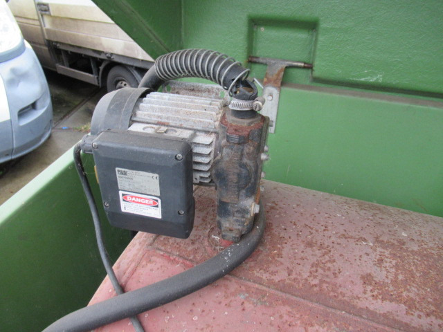 Onbekend Mobiele Dieseltank Brandsoftank Pomp - מכל דלק עבור מכונה חקלאית: תמונה 3 Onbekend Mobiele Dieseltank Brandsoftank Pomp - מכל דלק עבור מכונה חקלאית: תמונה 3