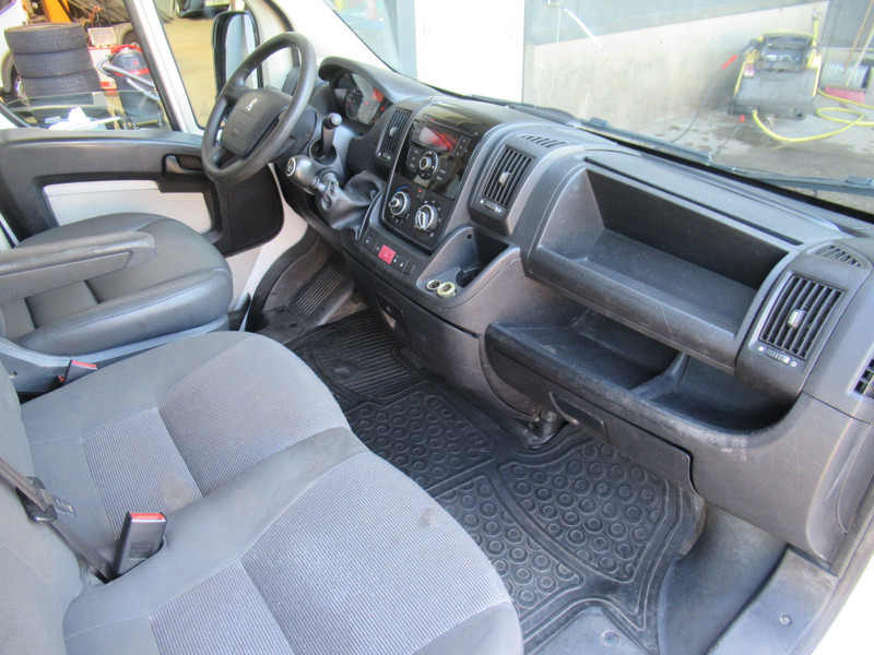 כלי רכב מסחרי עם תיבה, כלי רכב מסחרי קומבי Peugeot Boxer 30 2.2HDi DOKA Dubbelcabine AIRCO: תמונה 6