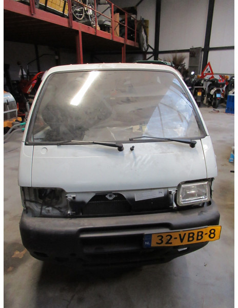 Piaggio Porter 1.3I 16V 48KW Chassis for PARTS - כלי רכב מסחרי: תמונה 4 Piaggio Porter 1.3I 16V 48KW Chassis for PARTS - כלי רכב מסחרי: תמונה 4
