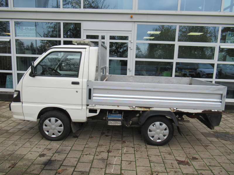 Piaggio Porter 1.3i 46KW Extra PICKUP Bi-Fuel Benzine - CNG - כלי רכב מסחרי במיטה שטוחה: תמונה 4 Piaggio Porter 1.3i 46KW Extra PICKUP Bi-Fuel Benzine - CNG - כלי רכב מסחרי במיטה שטוחה: תמונה 4