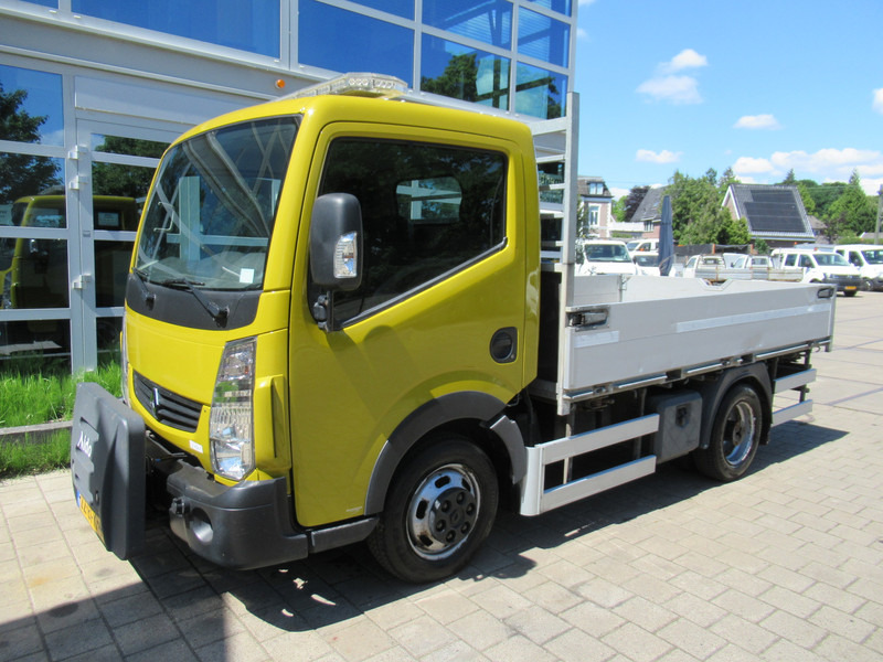 Renault Maxity 2.5DCi 107KW Airco Open laadbak Twist Lock - כלי רכב מסחרי במיטה שטוחה: תמונה 2 Renault Maxity 2.5DCi 107KW Airco Open laadbak Twist Lock - כלי רכב מסחרי במיטה שטוחה: תמונה 2