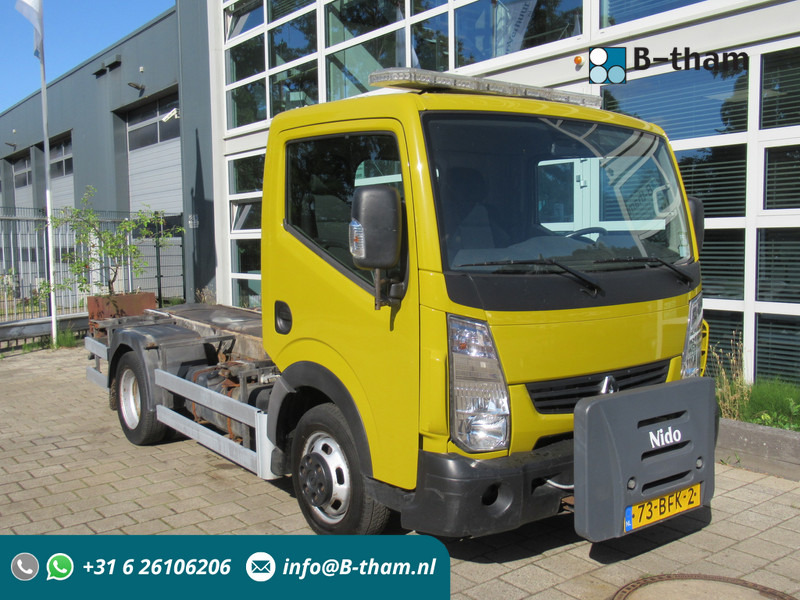Renault Maxity 2.5DCi 107KW Chassis Twist Lock AIRCO - כלי רכב מסחרי: תמונה 1 Renault Maxity 2.5DCi 107KW Chassis Twist Lock AIRCO - כלי רכב מסחרי: תמונה 1