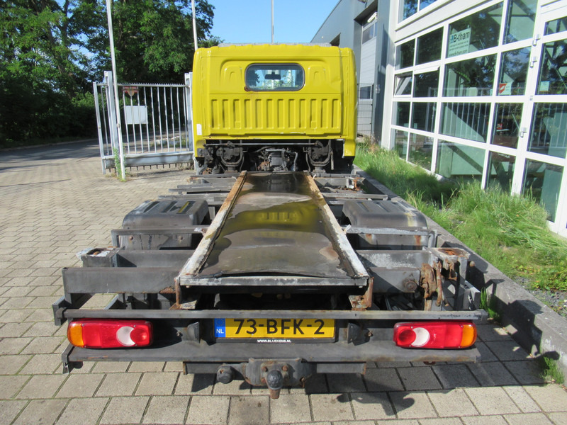 Renault Maxity 2.5DCi 107KW Chassis Twist Lock AIRCO - כלי רכב מסחרי: תמונה 4 Renault Maxity 2.5DCi 107KW Chassis Twist Lock AIRCO - כלי רכב מסחרי: תמונה 4
