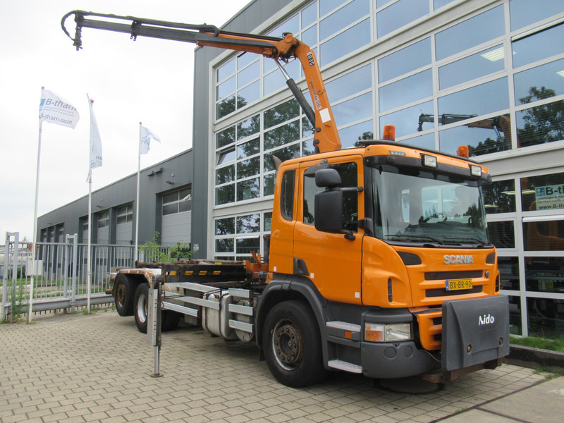 Scania P 320 B 6x2*4 + HMF 835 + HYVA Haakarm - משאית הרמת וו, משאית מנוף: תמונה 2 Scania P 320 B 6x2*4 + HMF 835 + HYVA Haakarm - משאית הרמת וו, משאית מנוף: תמונה 2