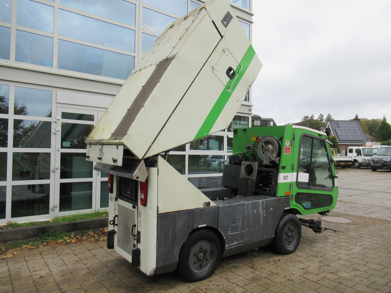 TENNANT HMF 214 Veegmachine, DEFECT / FOR PARTS - מטאטא כבישים: תמונה 4 TENNANT HMF 214 Veegmachine, DEFECT / FOR PARTS - מטאטא כבישים: תמונה 4