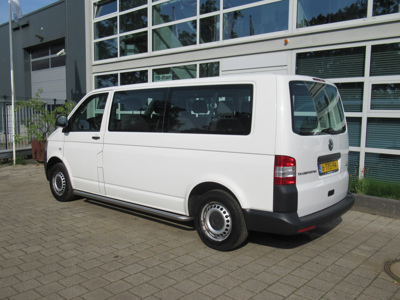 Volkswagen Transporter Kombi T5 2.0 TDI 62KW L2H1 Comf. 9-Personen - מיניבוס, כלי רכב מסחרי לנוסעים: תמונה 2 Volkswagen Transporter Kombi T5 2.0 TDI 62KW L2H1 Comf. 9-Personen - מיניבוס, כלי רכב מסחרי לנוסעים: תמונה 2