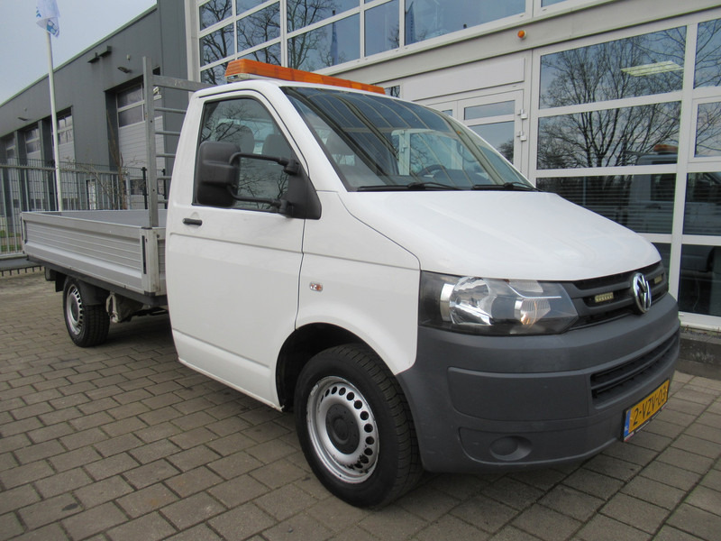 Volkswagen Transporter T5 2.0 TDI 62KW L2H1 Pick-Up Open laadbak - כלי רכב מסחרי במיטה שטוחה: תמונה 5 Volkswagen Transporter T5 2.0 TDI 62KW L2H1 Pick-Up Open laadbak - כלי רכב מסחרי במיטה שטוחה: תמונה 5