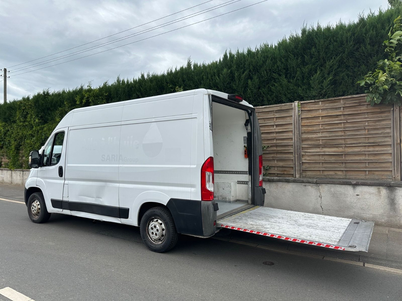 Fiat Ducato130*Automatik*Ladebordwand/LBW 500Kg - כלי רכב מסחרי עם לוח: תמונה 1 Fiat Ducato130*Automatik*Ladebordwand/LBW 500Kg - כלי רכב מסחרי עם לוח: תמונה 1