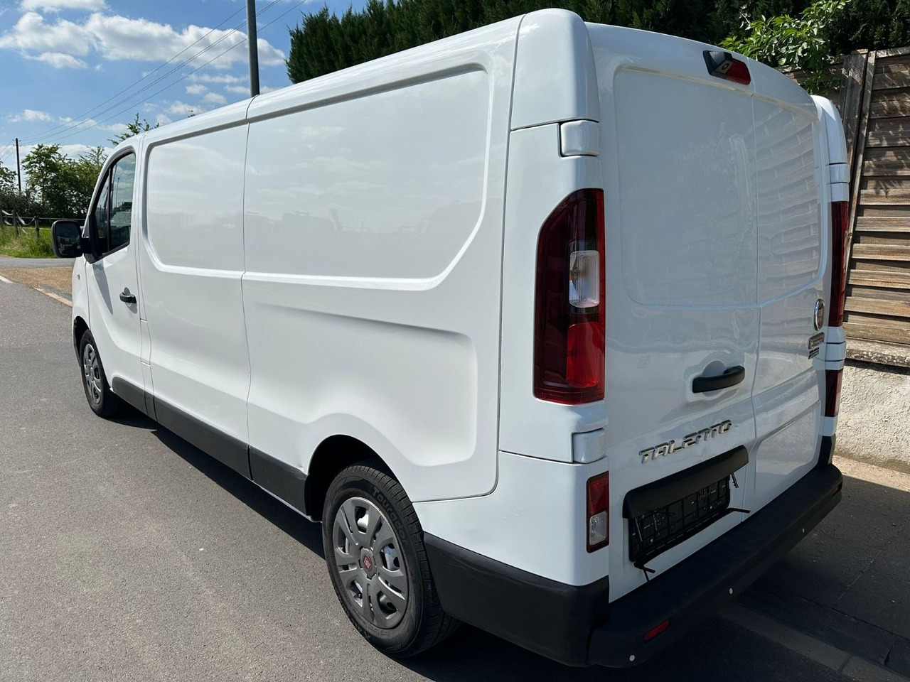 Fiat Talento 2.0 Ecojet L2H1*Kamera* Serviceneu*Klima - כלי רכב מסחרי קטן: תמונה 5 Fiat Talento 2.0 Ecojet L2H1*Kamera* Serviceneu*Klima - כלי רכב מסחרי קטן: תמונה 5