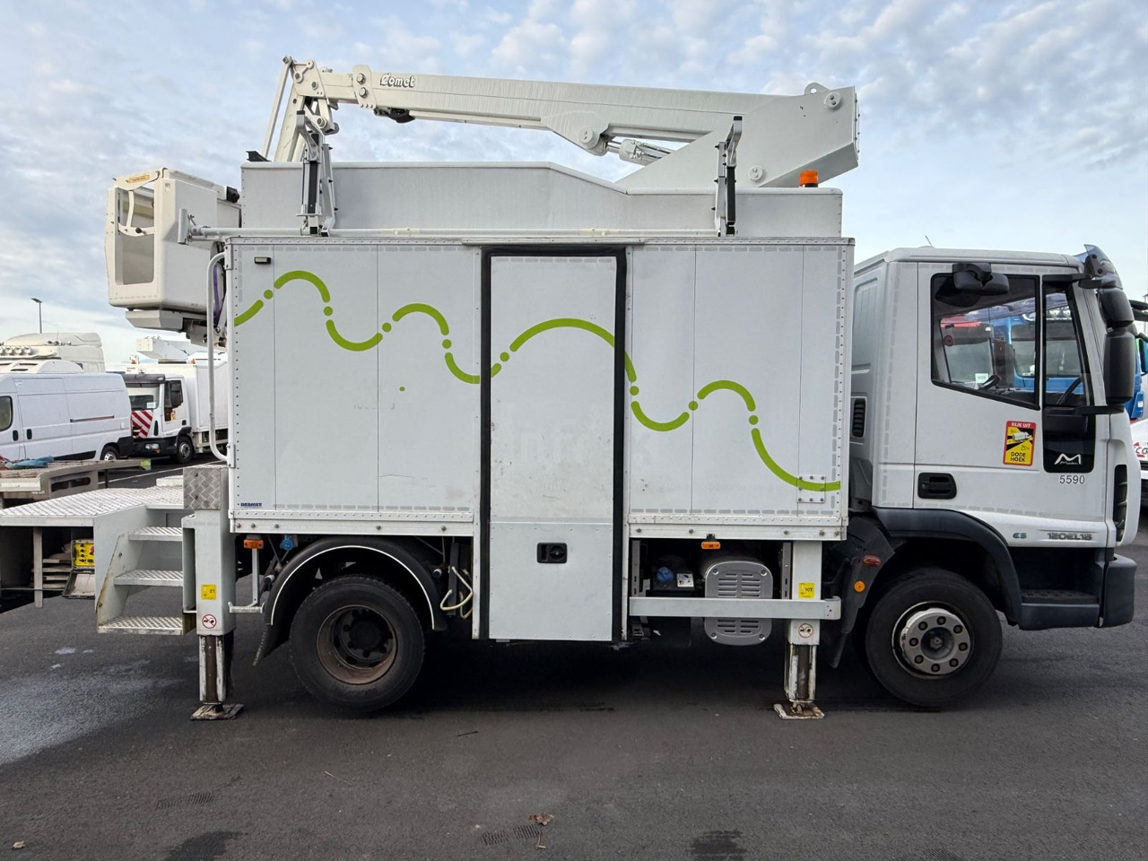 Iveco Eurocargo 120E18 E5/15m/Comet 151TAL - פלטפורמה אווירית מותקנת על משאית: תמונה 3 Iveco Eurocargo 120E18 E5/15m/Comet 151TAL - פלטפורמה אווירית מותקנת על משאית: תמונה 3