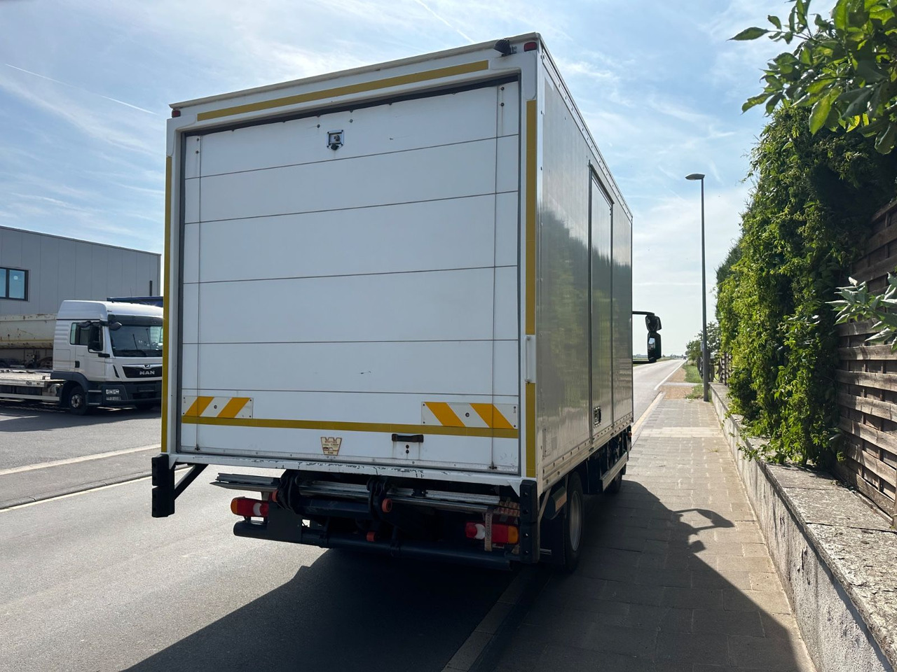 Iveco Eurocargo 75E19/Tüv neu/Koffer/LBW 1000kg/ - כלי רכב מסחרי עם תיבה: תמונה 5 Iveco Eurocargo 75E19/Tüv neu/Koffer/LBW 1000kg/ - כלי רכב מסחרי עם תיבה: תמונה 5