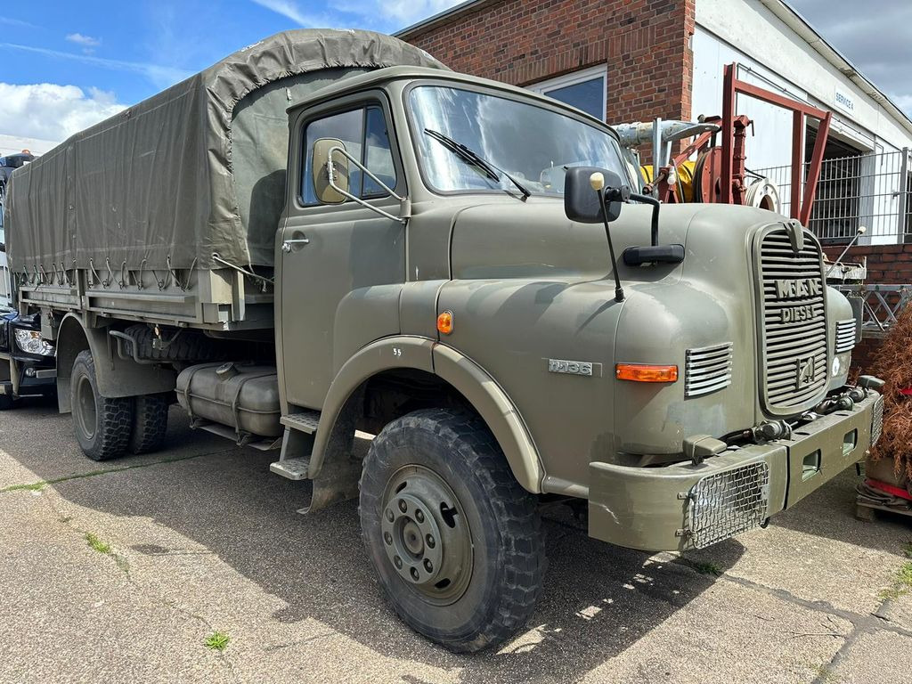 MAN 11.136 HA 4X4*H-zul.*schön*ex belg. Armee - כלי רכב מסחרי עם וילונות צד: תמונה 1 MAN 11.136 HA 4X4*H-zul.*schön*ex belg. Armee - כלי רכב מסחרי עם וילונות צד: תמונה 1