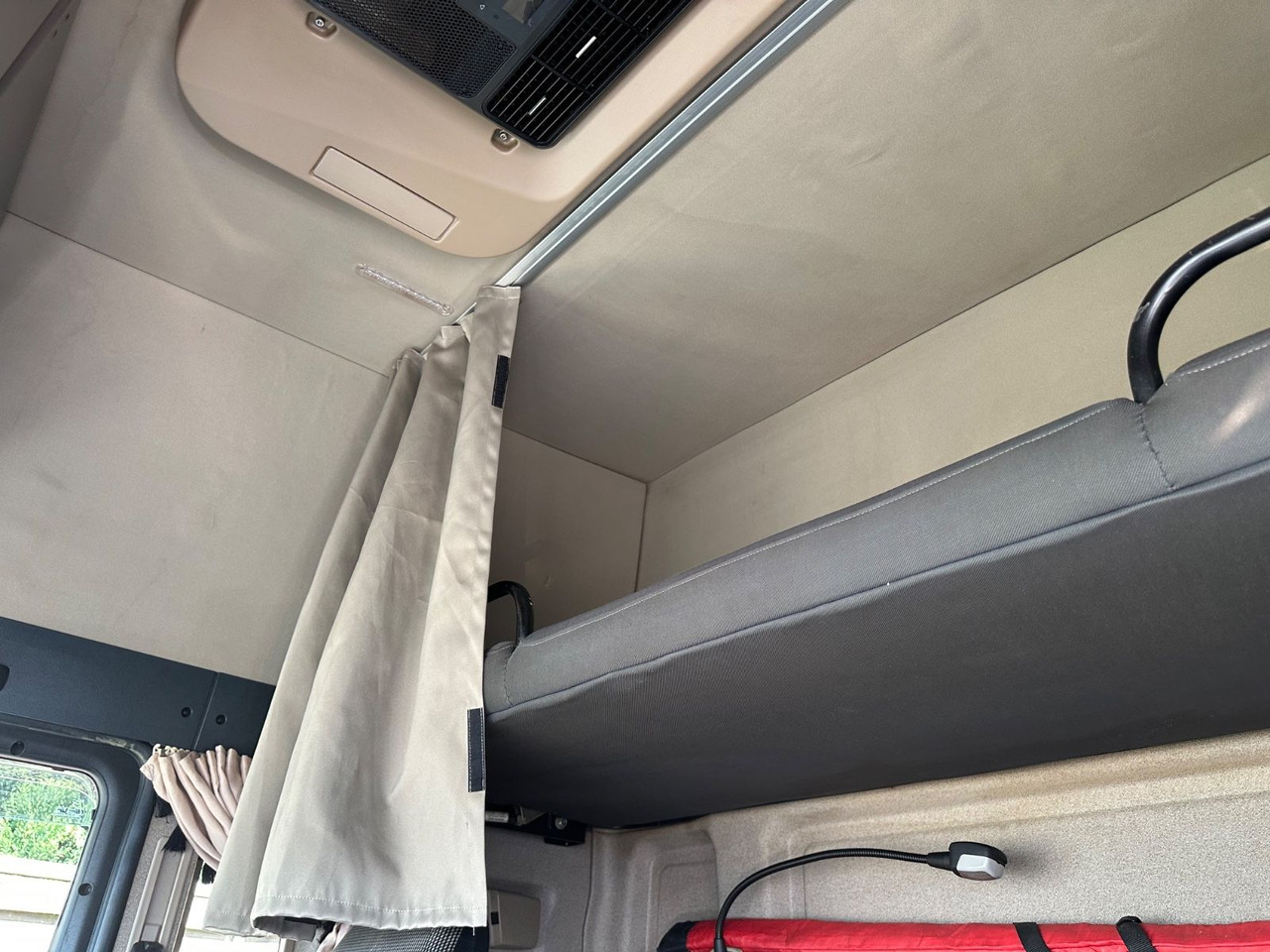 MAN 8.250 TGL*VDI2700*TOP*4-er Zug BFT Anhänger MAN 8.250 TGL*4x L1H1*XLX Kabine*VDI2700*TOP* - משאית הובלה אוטומטית: תמונה 5 MAN 8.250 TGL*VDI2700*TOP*4-er Zug BFT Anhänger MAN 8.250 TGL*4x L1H1*XLX Kabine*VDI2700*TOP* - משאית הובלה אוטומטית: תמונה 5