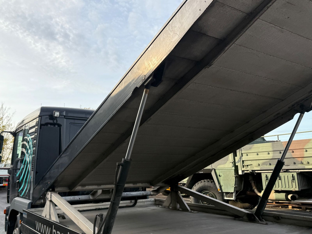 MAN TGL 8.210 Moetefindt, Doppelstock, Winde, Klima - משאית הובלה אוטומטית: תמונה 5 MAN TGL 8.210 Moetefindt, Doppelstock, Winde, Klima - משאית הובלה אוטומטית: תמונה 5