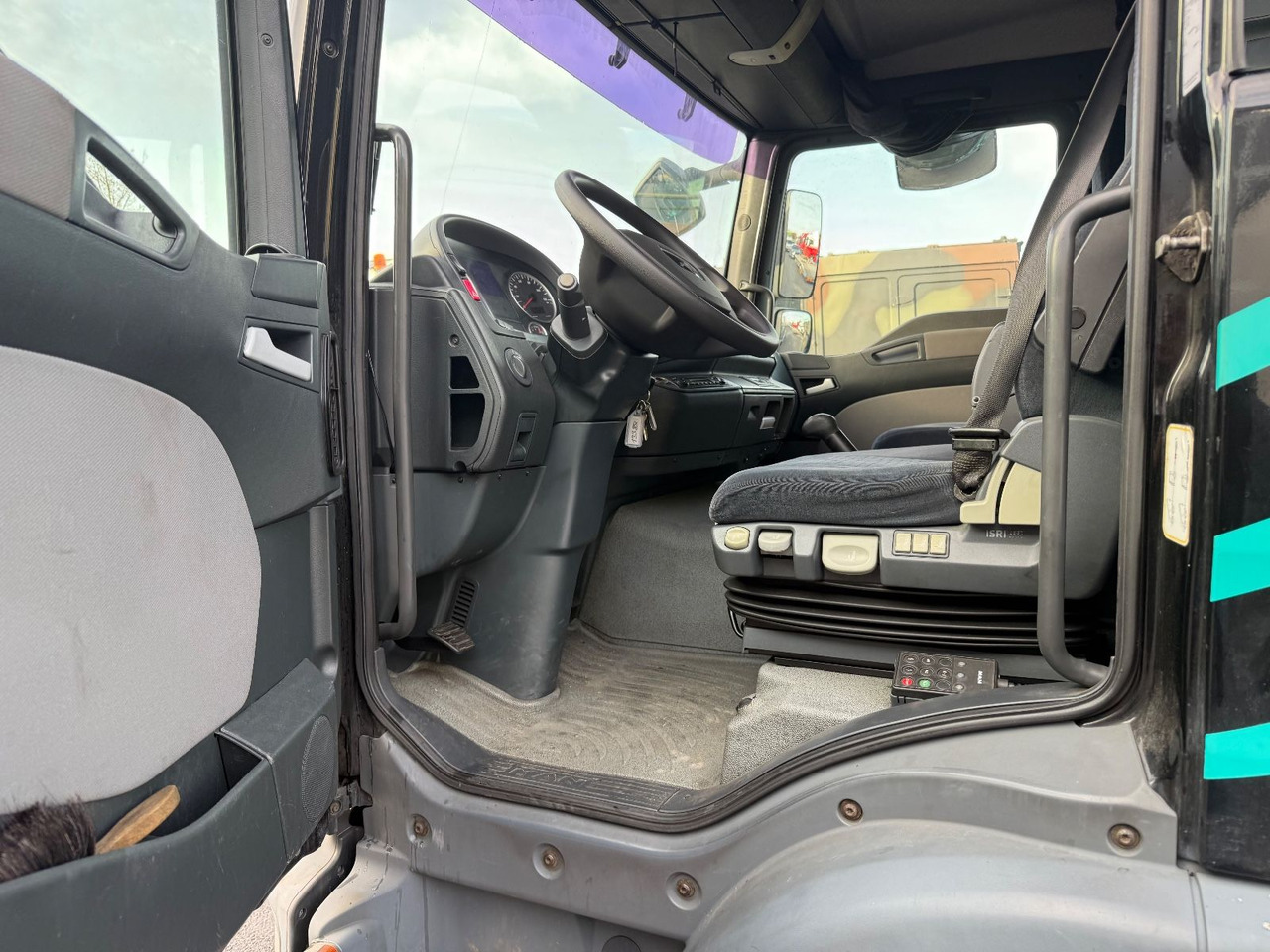 הַחכָּרָה MAN TGL 8.210 Moetefindt, Doppelstock, Winde, Klima MAN TGL 8.210 Moetefindt, Doppelstock, Winde, Klima: תמונה 20 הַחכָּרָה MAN TGL 8.210 Moetefindt, Doppelstock, Winde, Klima MAN TGL 8.210 Moetefindt, Doppelstock, Winde, Klima: תמונה 20