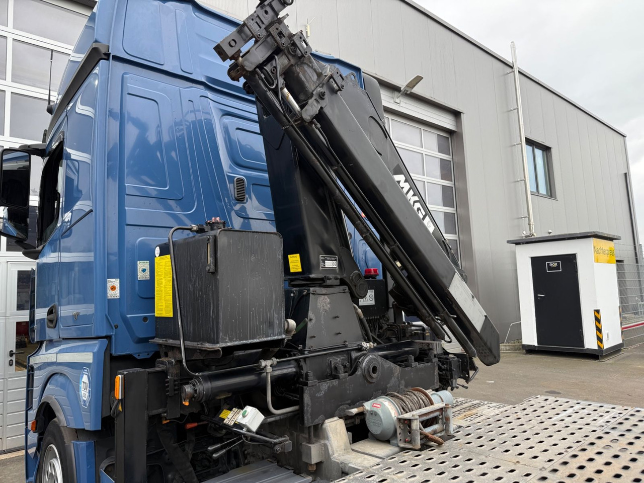 Mercedes-Benz Actros 1843 FVG 5-Zug / VDI 2700 / Kran MKG - משאית הובלה אוטומטית: תמונה 4 Mercedes-Benz Actros 1843 FVG 5-Zug / VDI 2700 / Kran MKG - משאית הובלה אוטומטית: תמונה 4