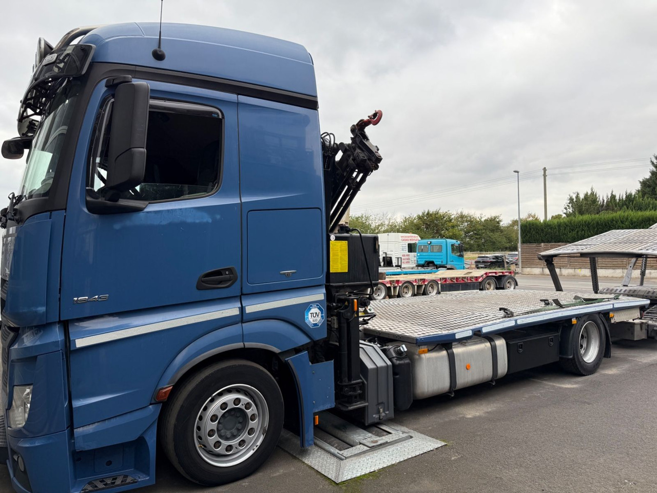Mercedes-Benz Actros 1843 FVG 5-Zug / VDI 2700 / Kran MKG - משאית הובלה אוטומטית: תמונה 2 Mercedes-Benz Actros 1843 FVG 5-Zug / VDI 2700 / Kran MKG - משאית הובלה אוטומטית: תמונה 2