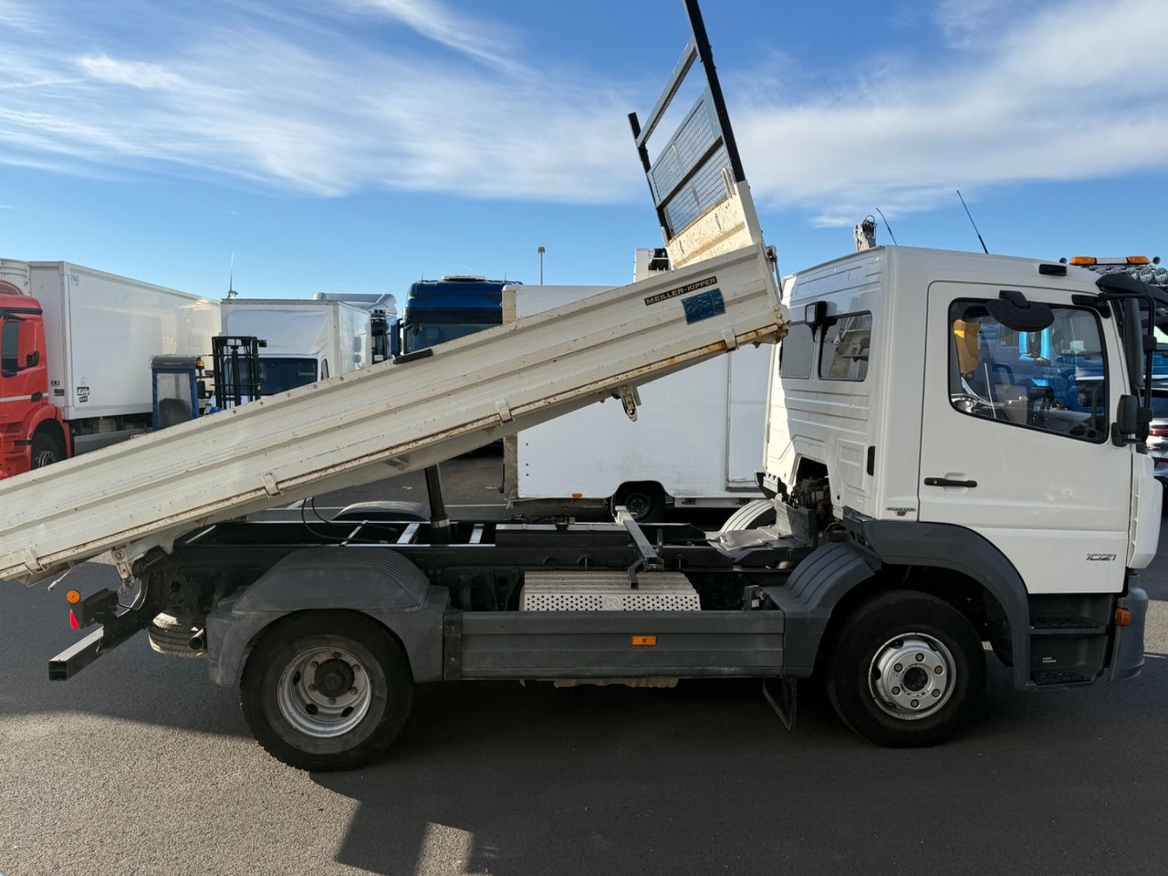 Mercedes-Benz Atego 3 4x2 1021 Meiller, Ahk, Klima, Tüv neu - מזהיר: תמונה 4 Mercedes-Benz Atego 3 4x2 1021 Meiller, Ahk, Klima, Tüv neu - מזהיר: תמונה 4