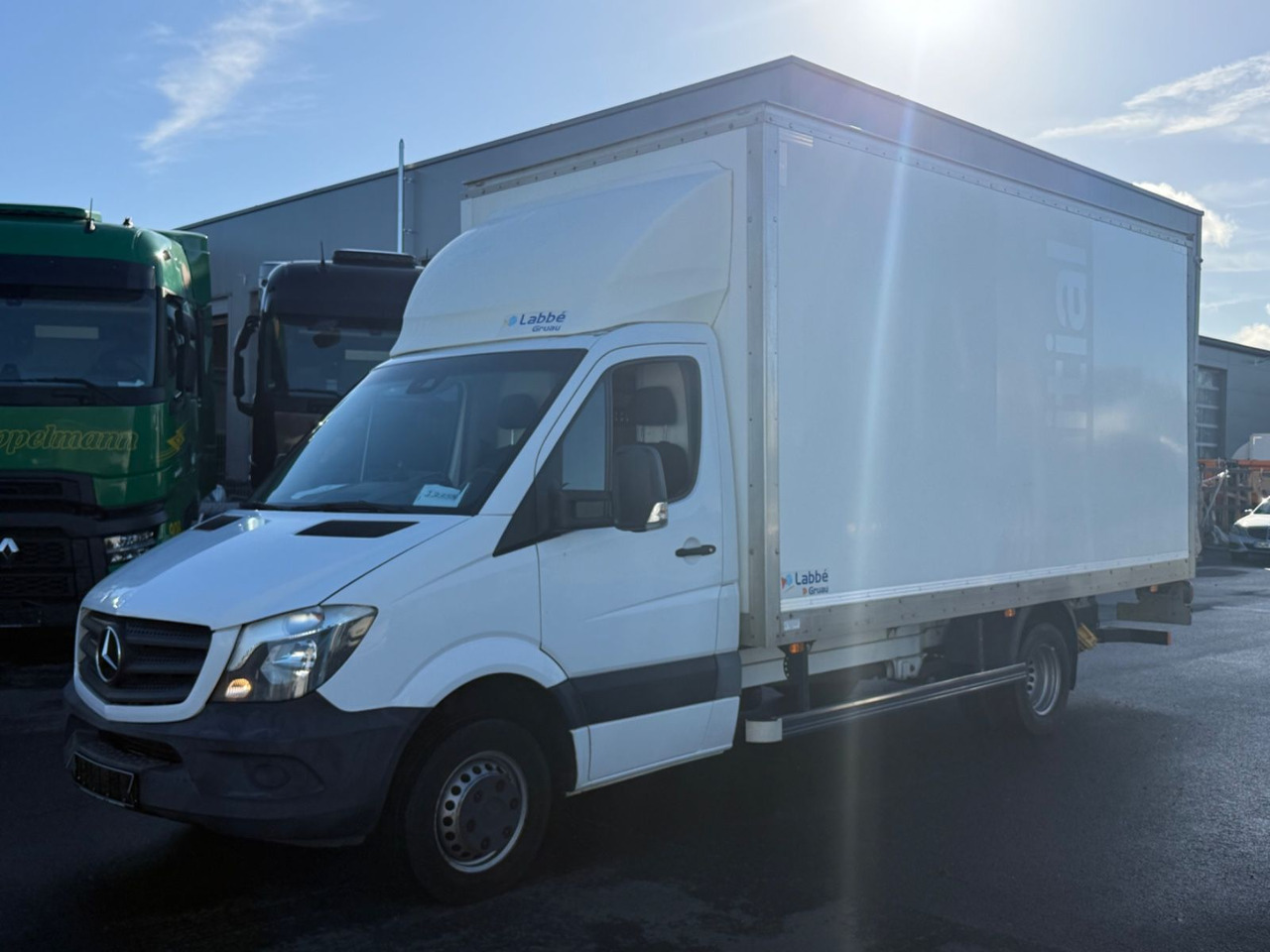 Mercedes-Benz Sprinter 516 cdi Koffer, Lbw, Automatik - כלי רכב מסחרי עם תיבה: תמונה 2 Mercedes-Benz Sprinter 516 cdi Koffer, Lbw, Automatik - כלי רכב מסחרי עם תיבה: תמונה 2