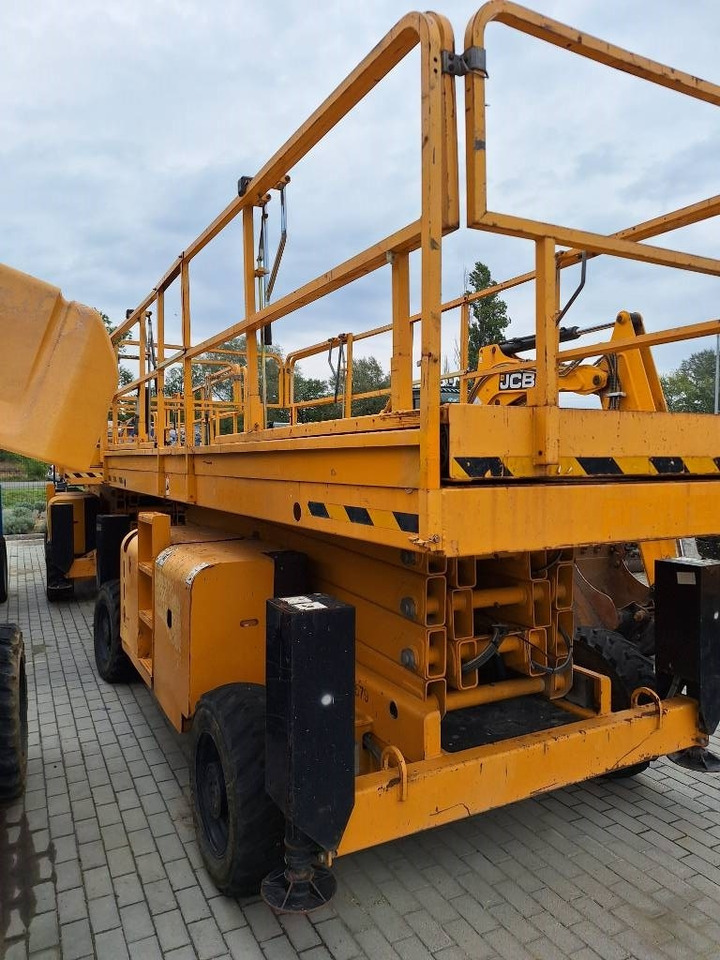 Haulotte H 15 SXL - מעלית מספריים: תמונה 1 Haulotte H 15 SXL - מעלית מספריים: תמונה 1