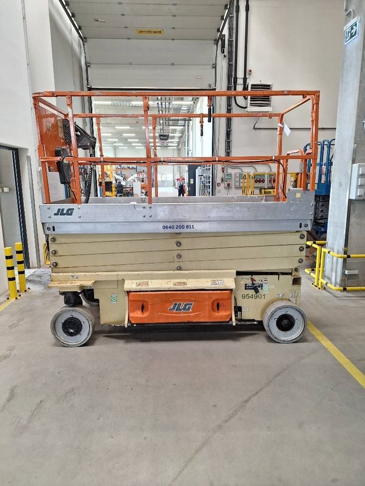 JLG 2646 ES - מעלית מספריים: תמונה 4 JLG 2646 ES - מעלית מספריים: תמונה 4