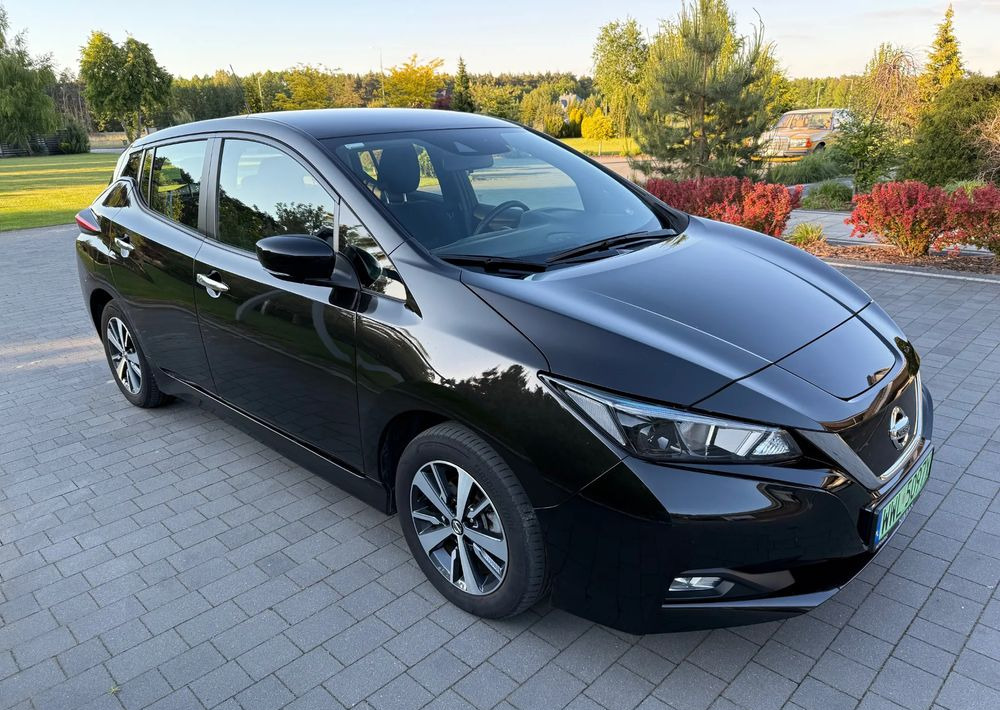Nissan Leaf 40kWh Acenta - מכונית: תמונה 3 Nissan Leaf 40kWh Acenta - מכונית: תמונה 3