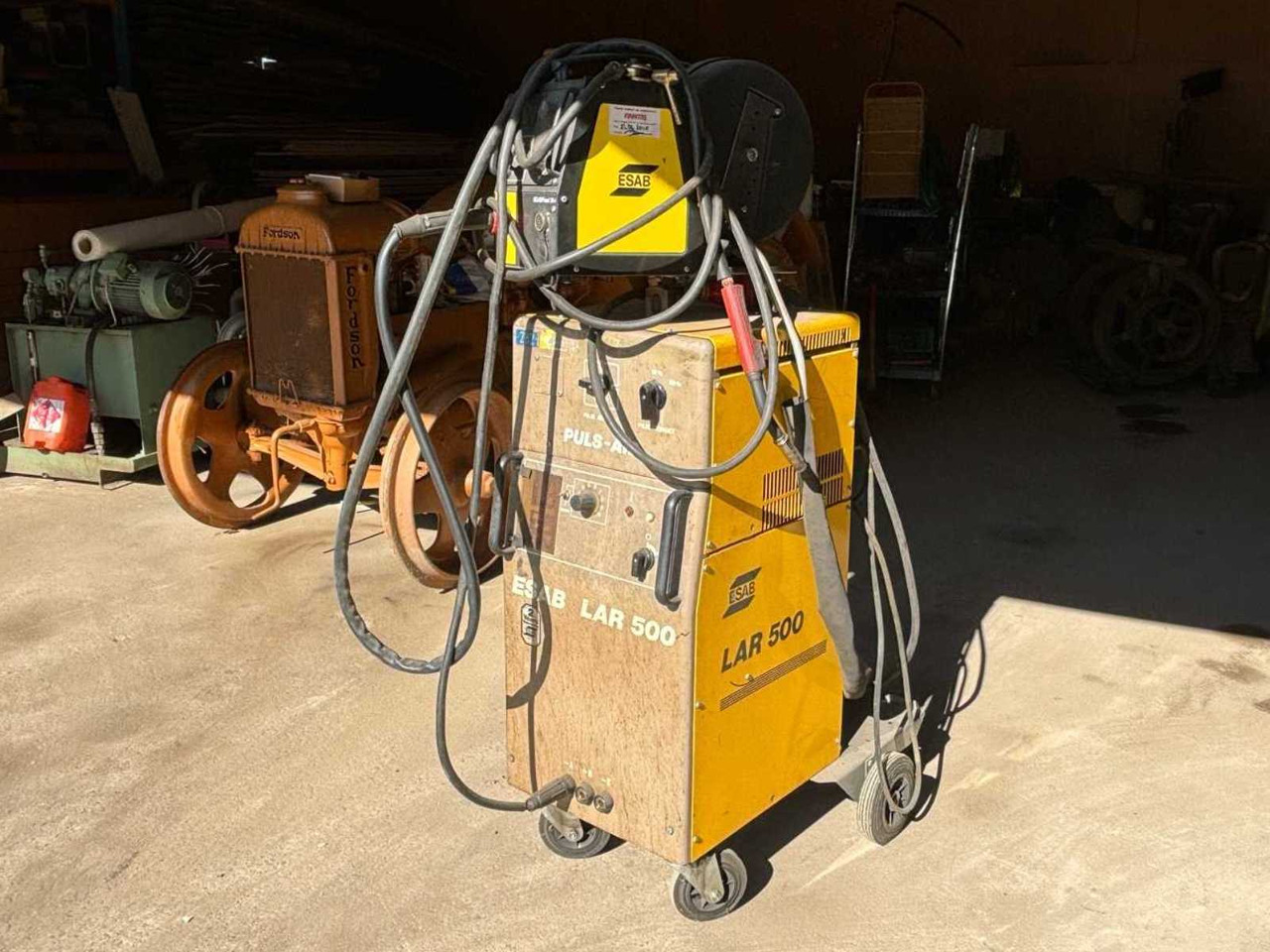 ESAB LAR 500 welding machine - ציוד ריתוך: תמונה 2 ESAB LAR 500 welding machine - ציוד ריתוך: תמונה 2