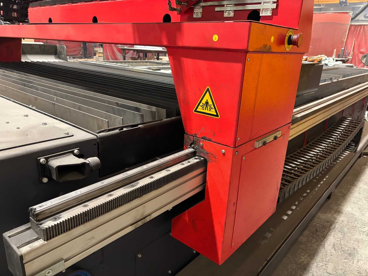 מכונת עיבוד מתכת Plasma cutting machine Koike Gammatec GT 2040: תמונה 9