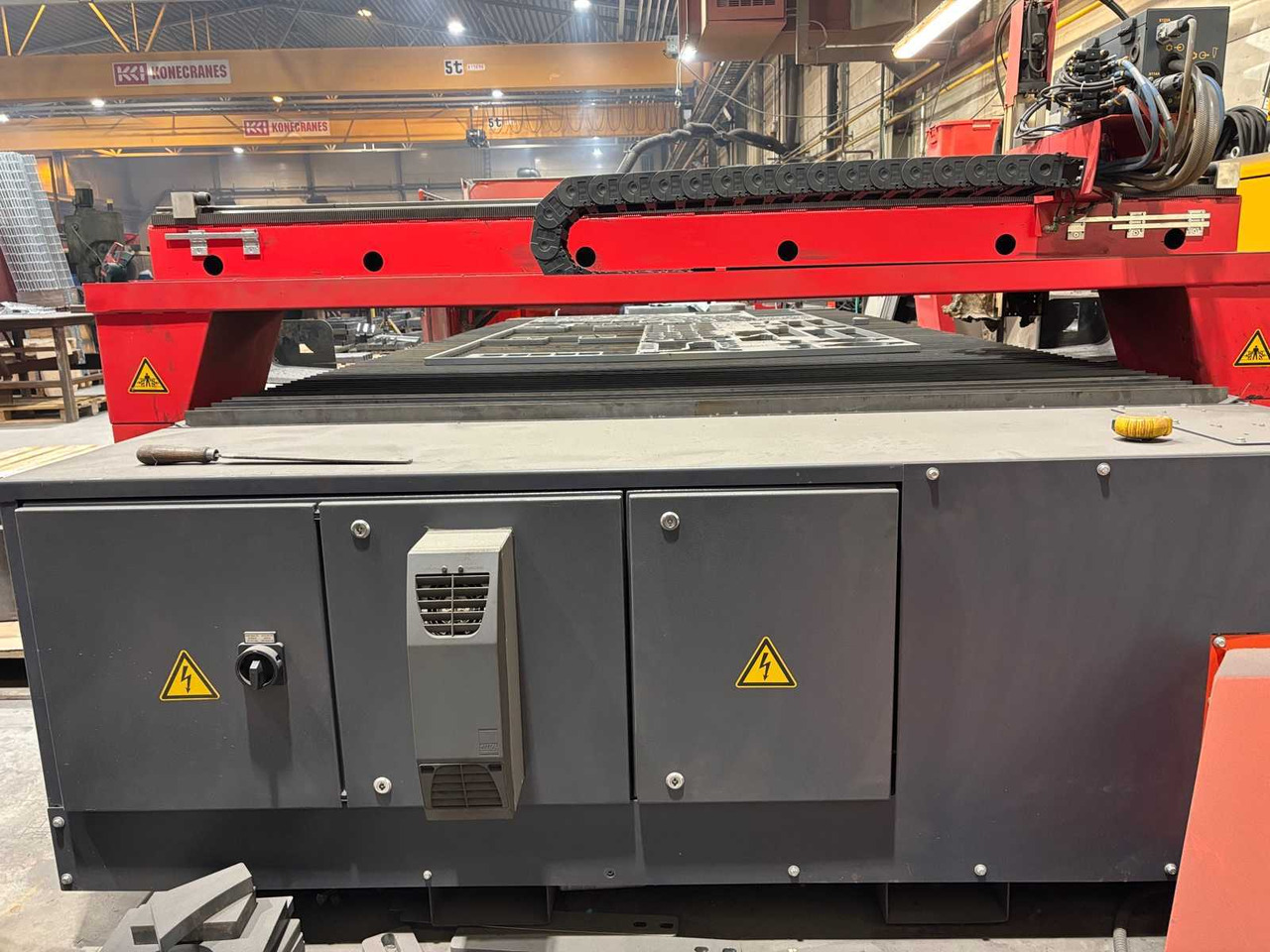 מכונת עיבוד מתכת Plasma cutting machine Koike Gammatec GT 2040: תמונה 13
