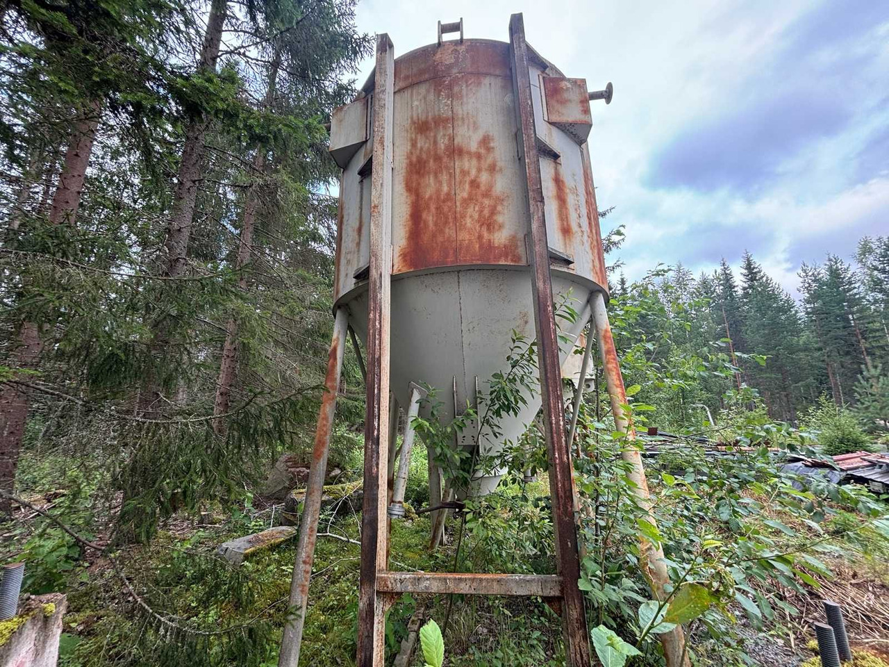 Silo approx. 12m3 - ציוד אחסון: תמונה 1 Silo approx. 12m3 - ציוד אחסון: תמונה 1