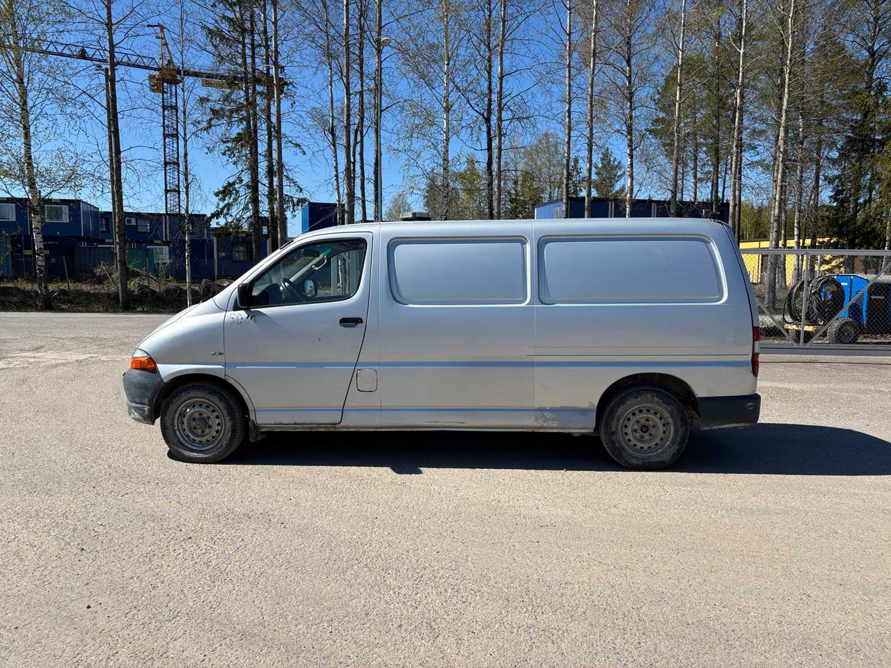 Van Toyota Hiace 2.5TD - כלי רכב מסחרי עם לוח: תמונה 2 Van Toyota Hiace 2.5TD - כלי רכב מסחרי עם לוח: תמונה 2