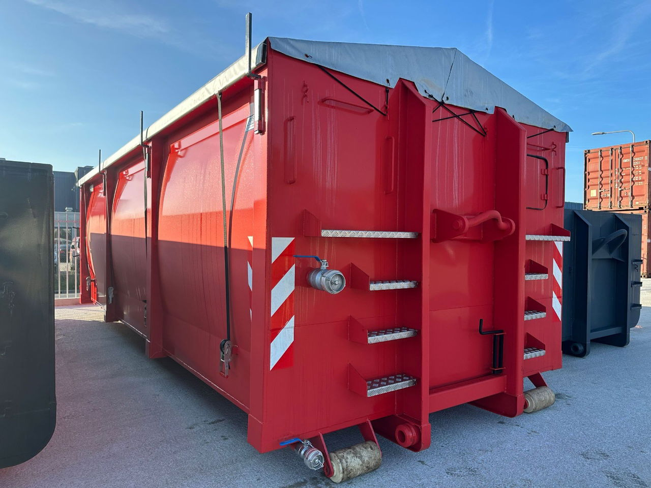 Alustahl Carantaine/blus containers elektrische autos - מכולת גלגול: תמונה 1 Alustahl Carantaine/blus containers elektrische autos - מכולת גלגול: תמונה 1
