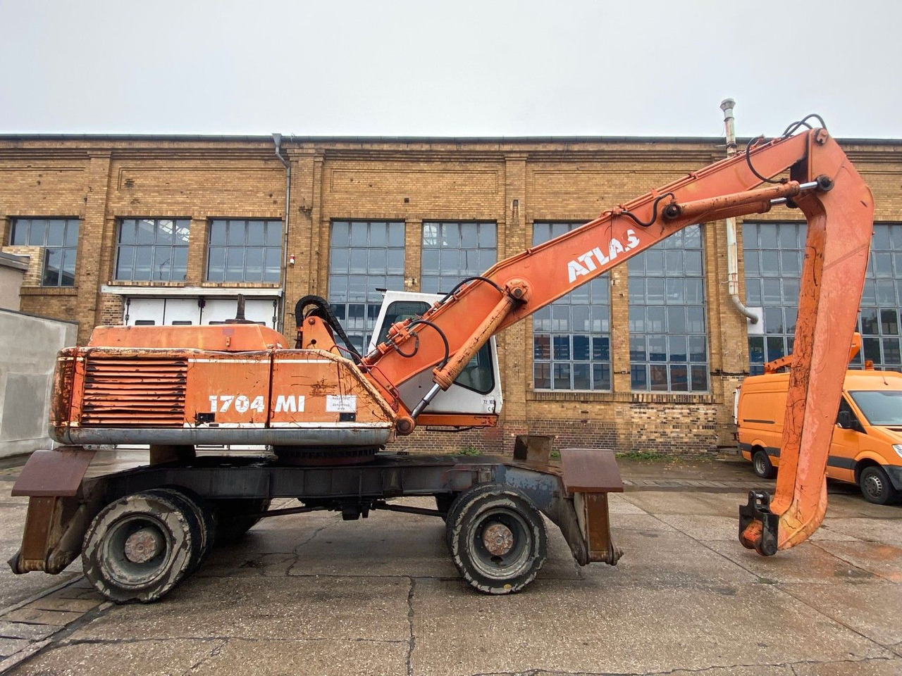 Atlas 1704 MI mit Greifer Umschlagbagger Lang - מחפר גלגלים: תמונה 2 Atlas 1704 MI mit Greifer Umschlagbagger Lang - מחפר גלגלים: תמונה 2