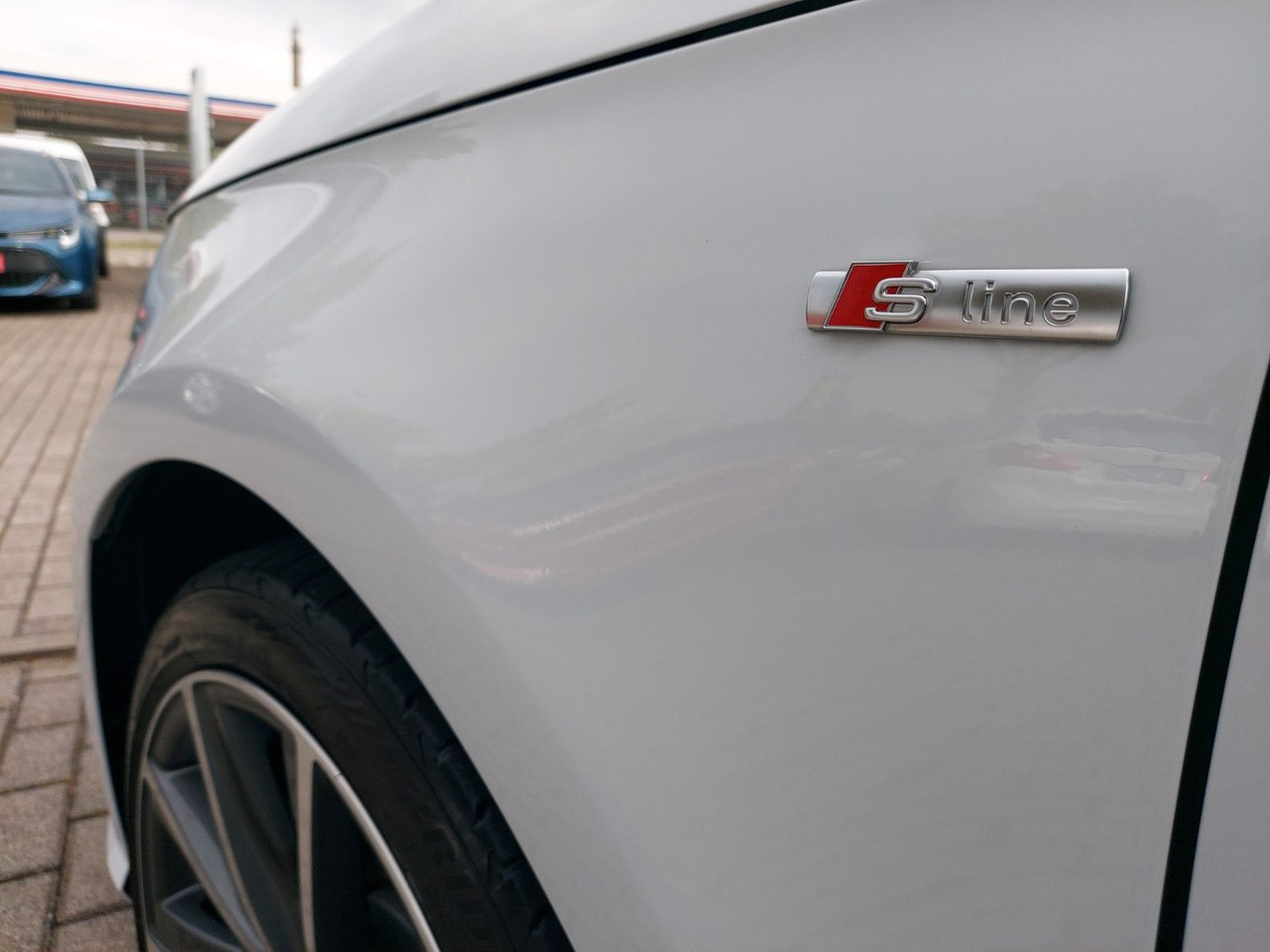 Audi A1 Sportback sport S-Line Pano Bose Xenon DAB - סדאן: תמונה 5 Audi A1 Sportback sport S-Line Pano Bose Xenon DAB - סדאן: תמונה 5