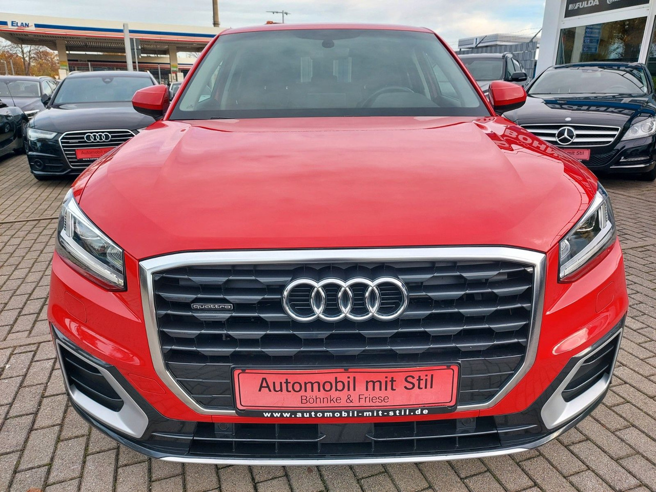 Audi Q2 40 TFSI quattro sport LED Leder Kamera AHK - SUV: תמונה 4 Audi Q2 40 TFSI quattro sport LED Leder Kamera AHK - SUV: תמונה 4