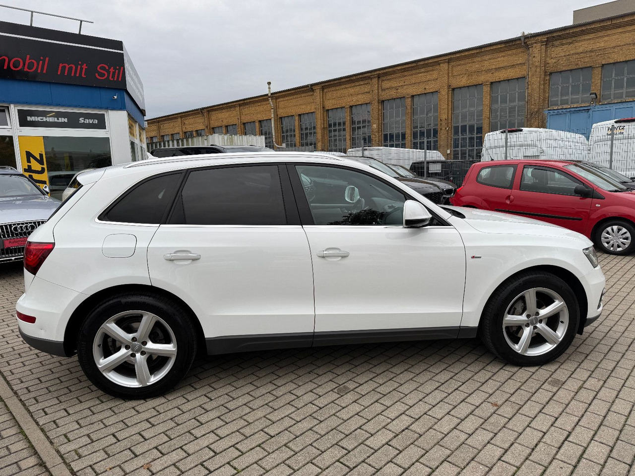 Audi Q5 2.0 TDI CLEAN DIESEL S -LINE XENON LED ACC - SUV: תמונה 5 Audi Q5 2.0 TDI CLEAN DIESEL S -LINE XENON LED ACC - SUV: תמונה 5