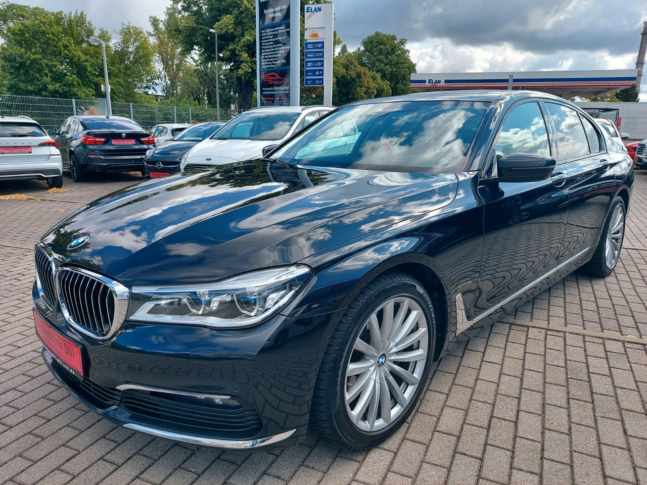 BMW 740 Baureihe 7 Lim 740 d xDrive Glasdach ACC - סדאן: תמונה 3 BMW 740 Baureihe 7 Lim 740 d xDrive Glasdach ACC - סדאן: תמונה 3