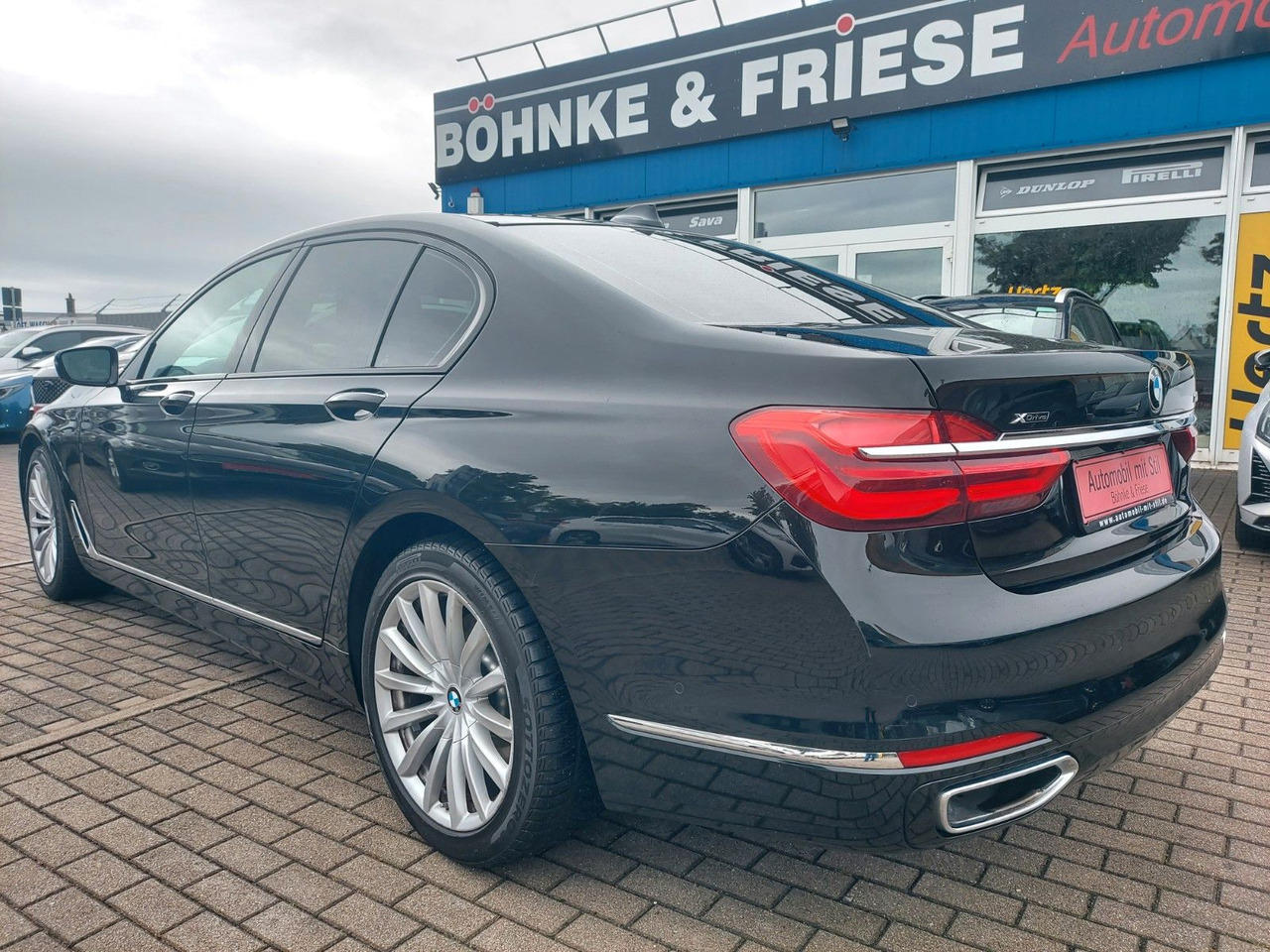 BMW 740 Baureihe 7 Lim 740 d xDrive Glasdach ACC - סדאן: תמונה 4 BMW 740 Baureihe 7 Lim 740 d xDrive Glasdach ACC - סדאן: תמונה 4