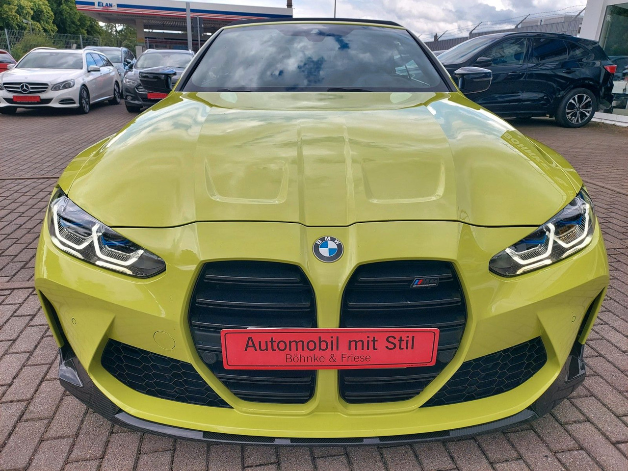 BMW M4 Cabrio G83 xDrive Competition M-Sport H&K - מכונית: תמונה 4 BMW M4 Cabrio G83 xDrive Competition M-Sport H&K - מכונית: תמונה 4