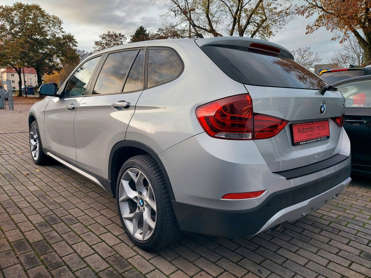 BMW X1 18 d xDrive Xenon Navi Leder AHK - SUV: תמונה 4 BMW X1 18 d xDrive Xenon Navi Leder AHK - SUV: תמונה 4