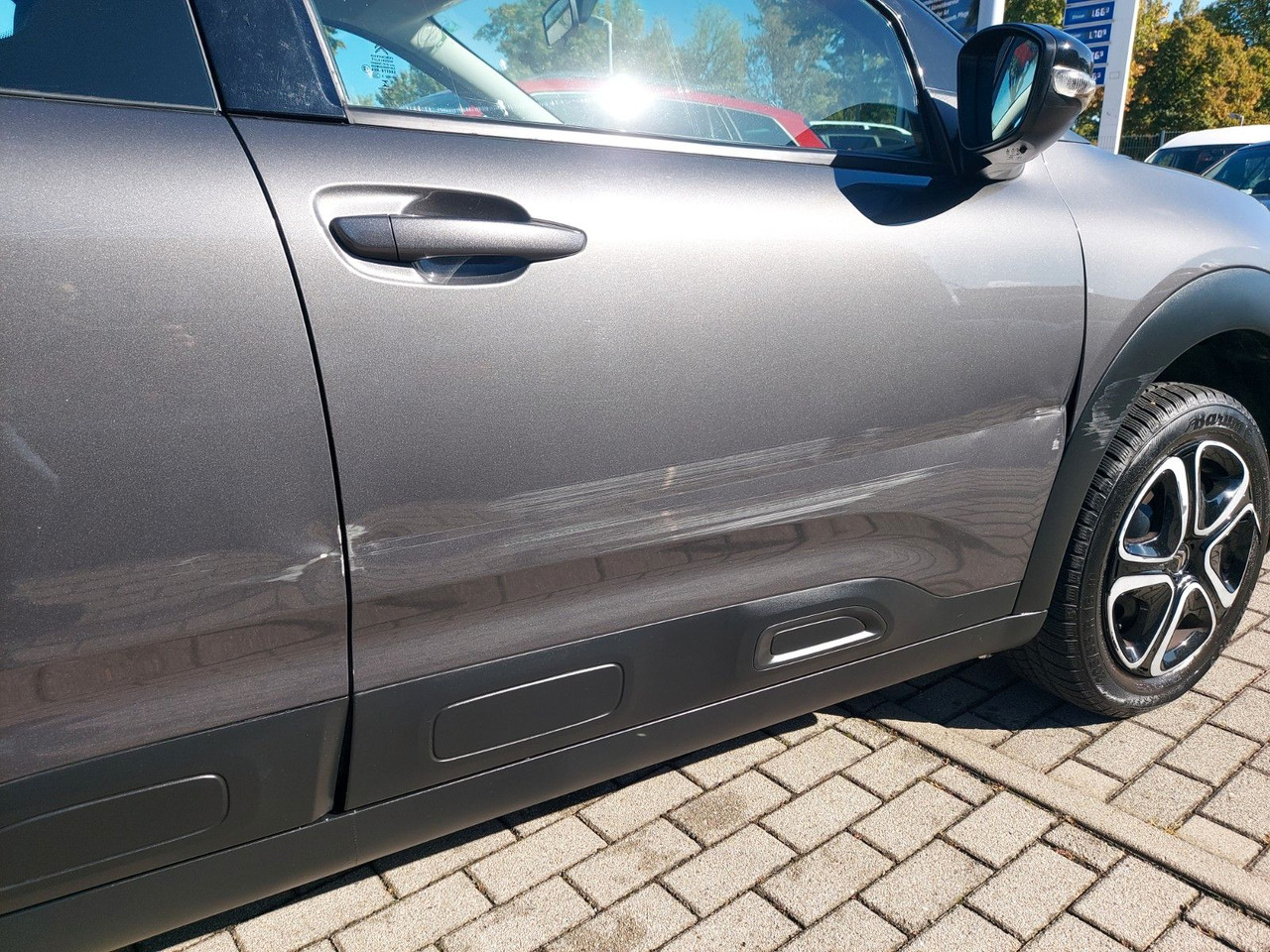 Citroën C4 Cactus Feel DAB Klima Sitzheizung PDC - סדאן: תמונה 2 Citroën C4 Cactus Feel DAB Klima Sitzheizung PDC - סדאן: תמונה 2