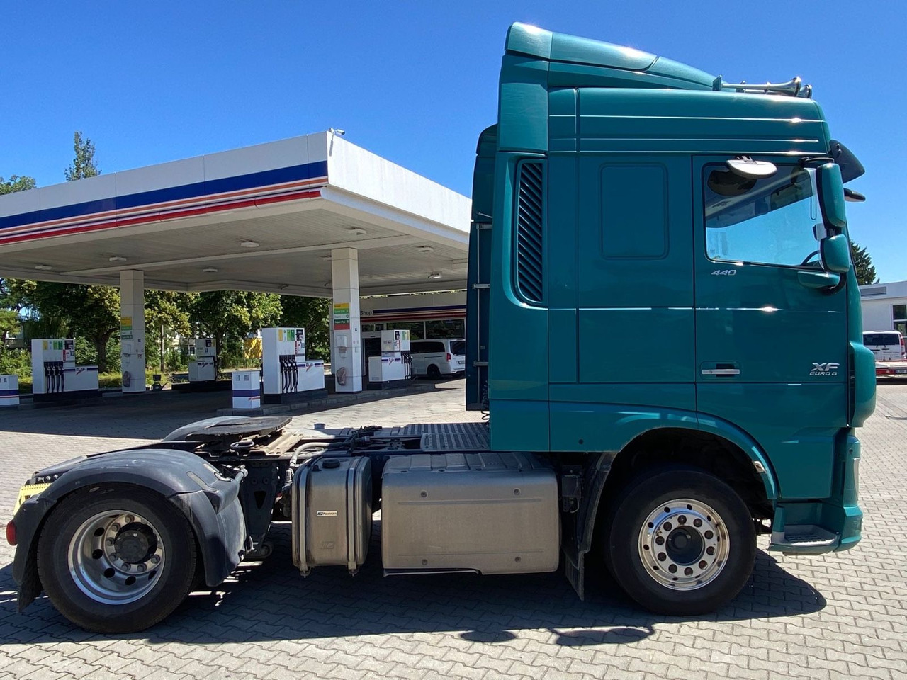 DAF XF 440 EURO 6 KIPPHYDRAULIK ALUFELGEN - יחידת טרקטור: תמונה 4 DAF XF 440 EURO 6 KIPPHYDRAULIK ALUFELGEN - יחידת טרקטור: תמונה 4