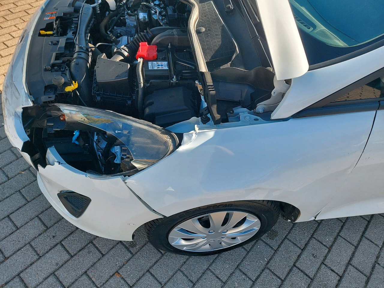 Ford Fiesta Trend KLIMAA. TEMPOMAT SHZ SPURWECHSEL - מכונית: תמונה 2 Ford Fiesta Trend KLIMAA. TEMPOMAT SHZ SPURWECHSEL - מכונית: תמונה 2